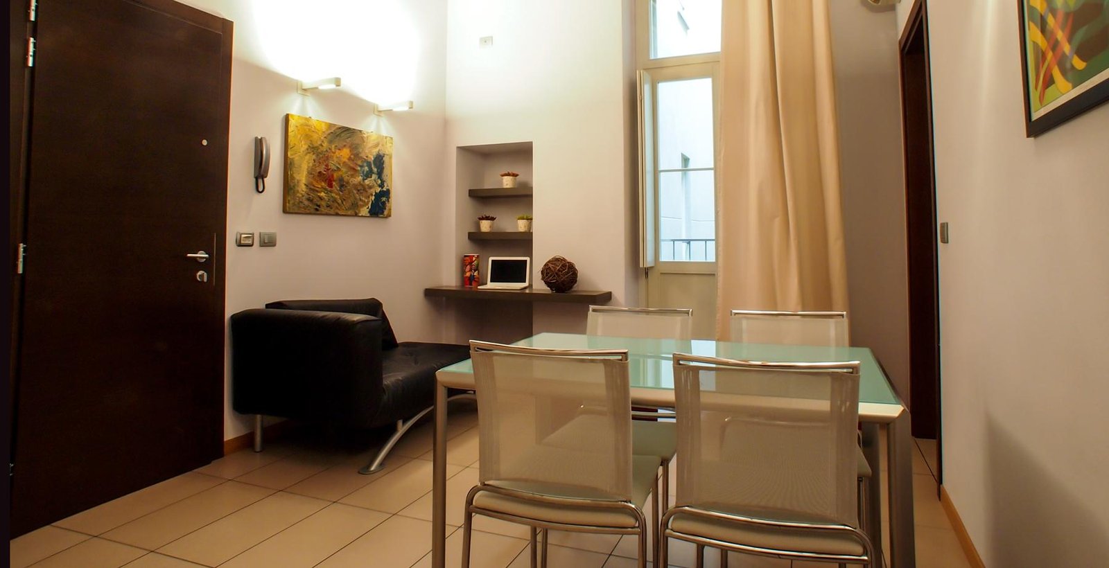 STUDIO--40-SAL-