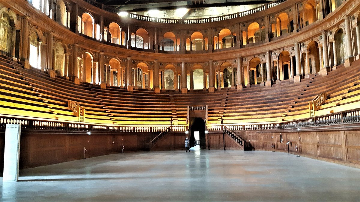 veduta-sull-ingresso